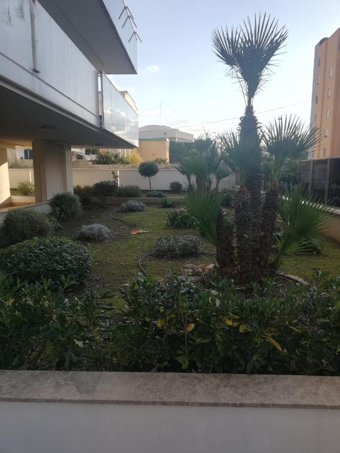 Levante Waterfront Bari Exteriör bild