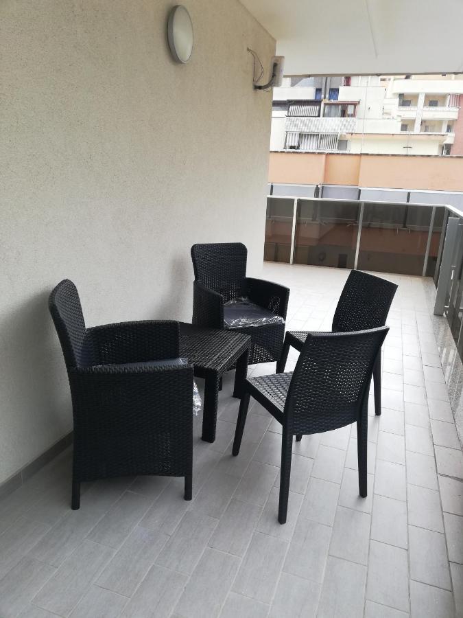 Levante Waterfront Bari Exteriör bild
